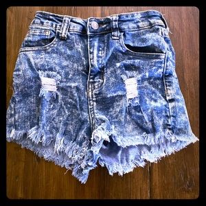 GOGO STAR JEAN SHORTS (junior Size 1)